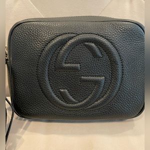 GUCCI Pebbled Calfskin Small Soho Disco Bag Black